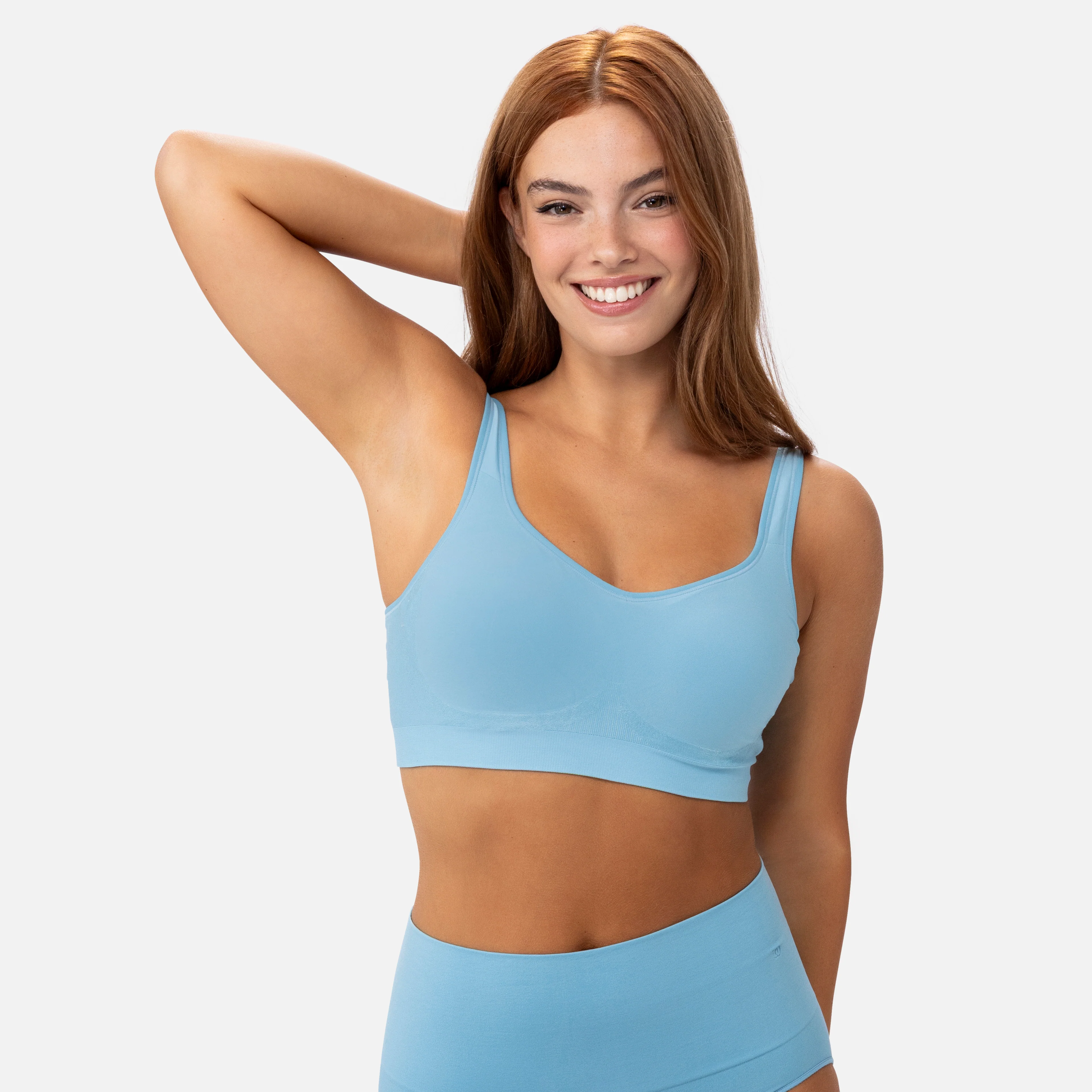 459 The Comfort Shaping Bra with Adjustable Straps - Image 4