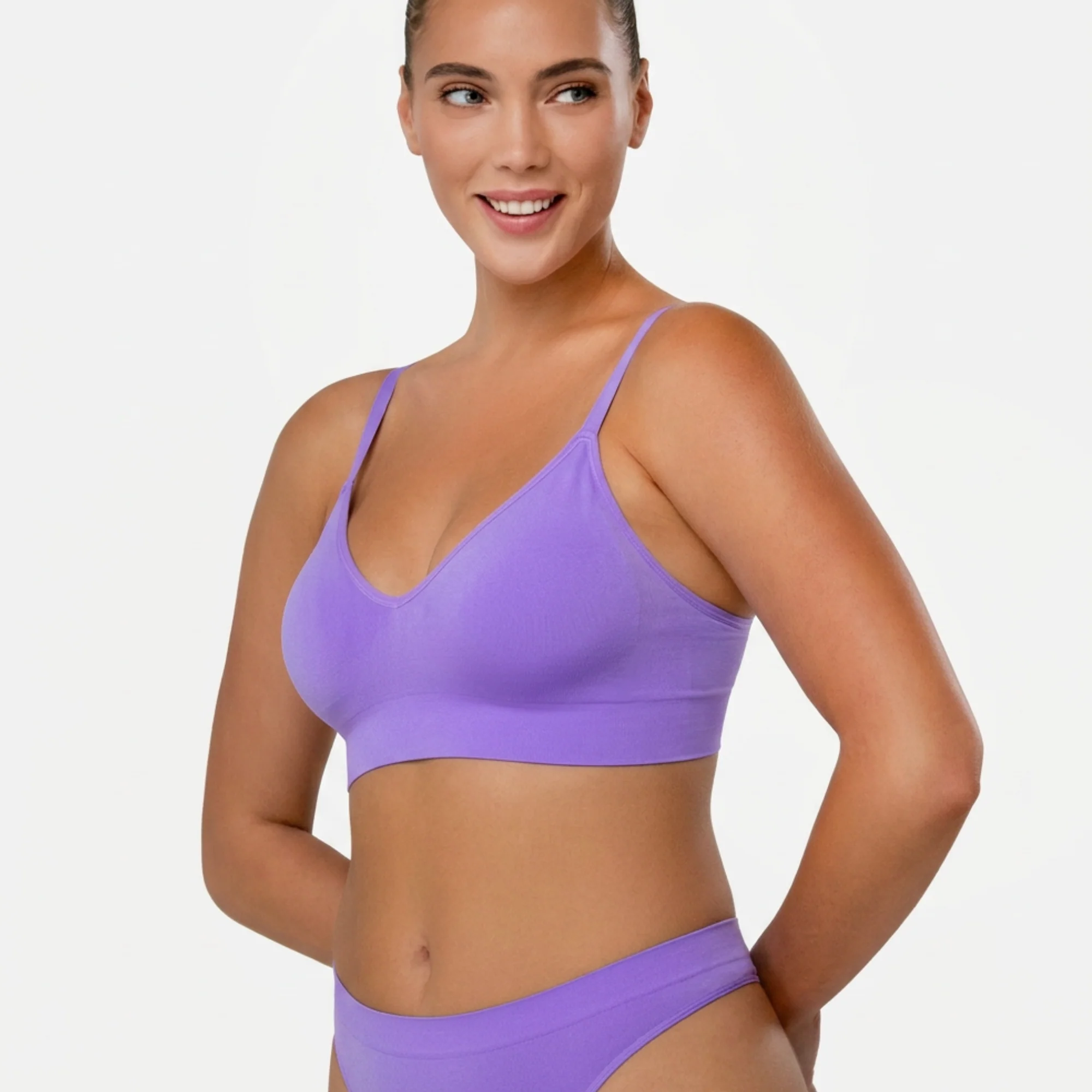 450 The Pullover Bralette - Image 2
