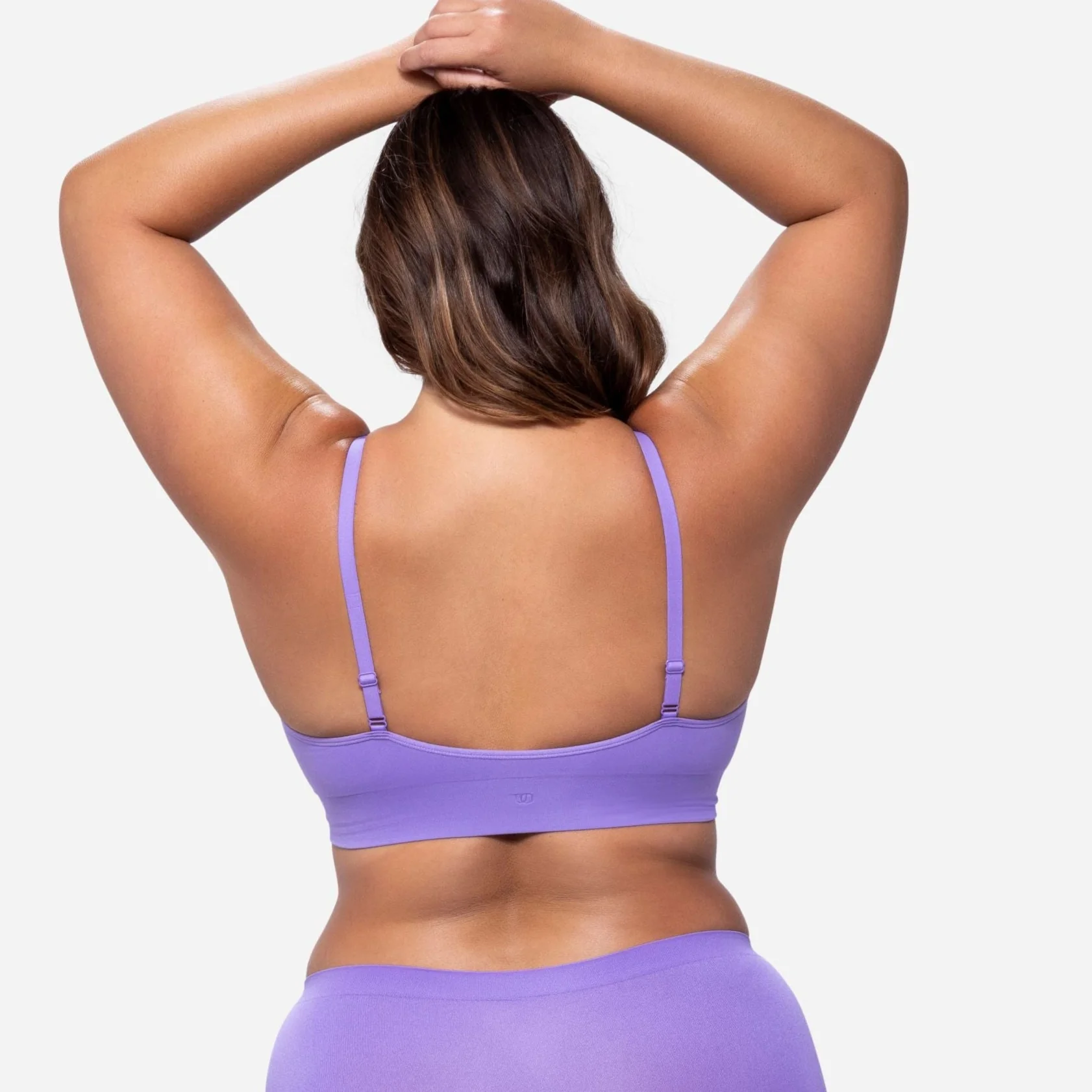 450 The Pullover Bralette - Image 4